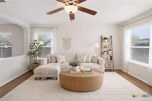 513 Zapata Cir, New Braunfels, TX 78130 - Photo 11