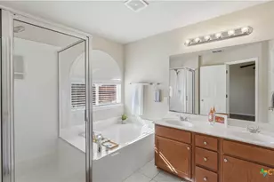 513 Zapata Cir, New Braunfels, TX 78130 - Photo 35