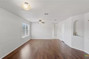 513 Zapata Cir, New Braunfels, TX 78130 - Photo 41