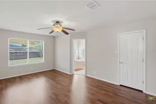 513 Zapata Cir, New Braunfels, TX 78130 - Photo 39