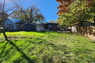 521 Willow Ave, New Braunfels, TX 78130 - Photo 33