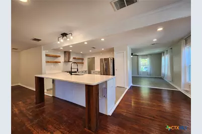 521 Willow Avenue, New Braunfels, TX 78130 - Photo 5