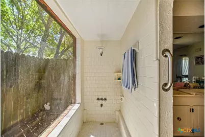 1640 S Virginia Street, Port Lavaca, TX 77979 - Photo 37