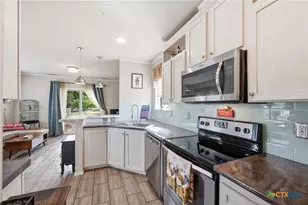 1956 Live Oak Dr, Canyon Lake, TX 78133 - Photo 9