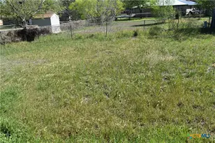 304 Meadow Dr, Marion, TX 78124 - Photo 7