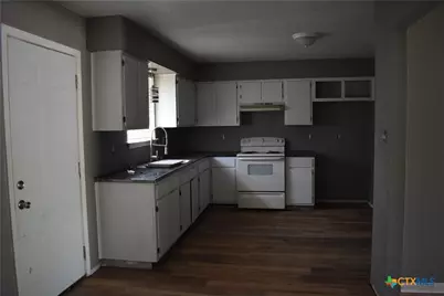 304 Meadow Drive, Marion, TX 78124 - Photo 13