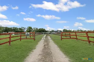 240 Oil Field Rd, Lockhart, TX 78644 - Photo 25