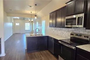 322 Monty Rd, Copperas Cove, TX 76522 - Photo 3