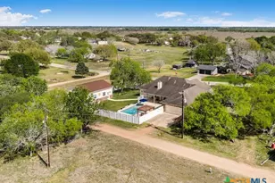 602 Basswood St, Victoria, TX 77904 - Photo 37