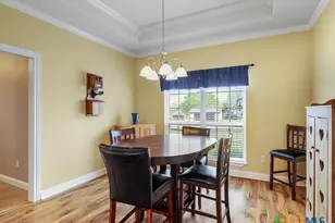602 Basswood St, Victoria, TX 77904 - Photo 11
