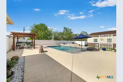 602 Basswood Street, Victoria, TX 77904 - Photo 29