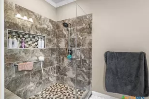 602 Basswood St, Victoria, TX 77904 - Photo 27