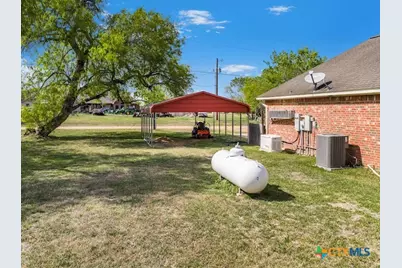 602 Basswood Street, Victoria, TX 77904 - Photo 39