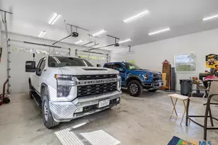 602 Basswood St, Victoria, TX 77904 - Photo 33