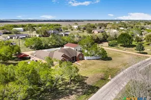 602 Basswood St, Victoria, TX 77904 - Photo 35