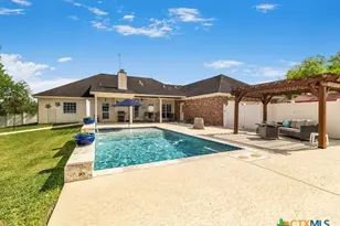 602 Basswood St, Victoria, TX 77904 - Photo 27