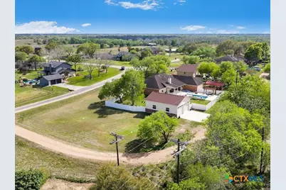 602 Basswood Street, Victoria, TX 77904 - Photo 37