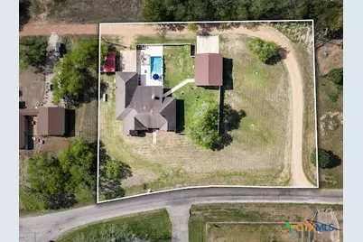 602 Basswood Street, Victoria, TX 77904 - Photo 5