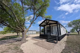 120 Water Hole Ln, New Braunfels, TX 78130 - Photo 1