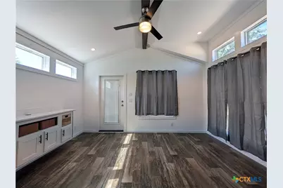 120 Water Hole Lane, New Braunfels, TX 78130 - Photo 5