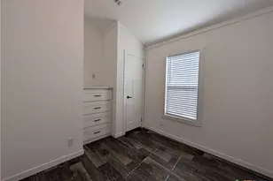 120 Water Hole Ln, New Braunfels, TX 78130 - Photo 29