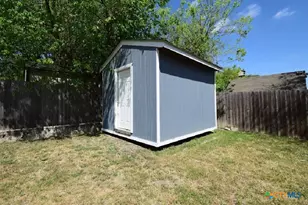 205 Tanglewood Rd, Temple, TX 76502 - Photo 25