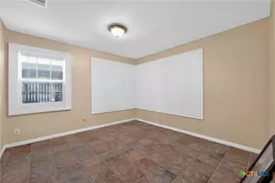 205 Lakewood Dr, Gatesville, TX 76528 - Photo 17