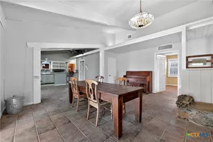 205 Lakewood Dr, Gatesville, TX 76528 - Photo 3