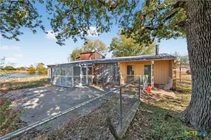 205 Lakewood Dr, Gatesville, TX 76528 - Photo 27
