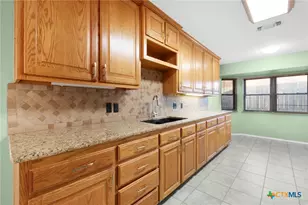 103 W Hogan Dr, Copperas Cove, TX 76522 - Photo 17