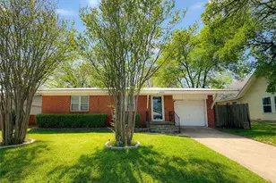 1504 Bridge St, Gatesville, TX 76528 - Photo 1