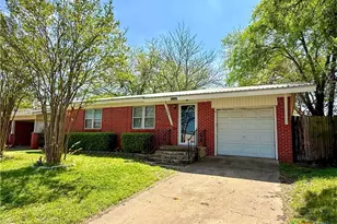 1504 Bridge St, Gatesville, TX 76528 - Photo 3