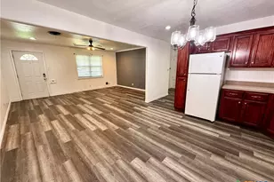 1504 Bridge St, Gatesville, TX 76528 - Photo 7