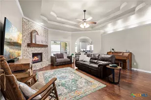 1420 Loving Trl, Belton, TX 76513 - Photo 5