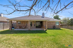 1420 Loving Trl, Belton, TX 76513 - Photo 23