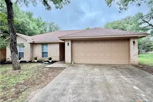 7 S Bobcat Ct, Morgans Point Resort, TX 76513 - Photo 3