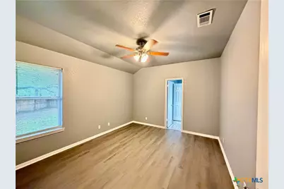 7 S Bobcat Court, Morgans Point Resort, TX 76513 - Photo 13