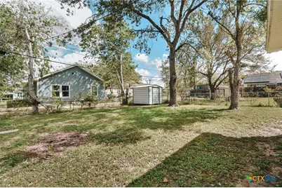 1310 E Rosebud Avenue, Victoria, TX 77901 - Photo 19