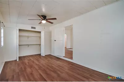 1310 E Rosebud Avenue, Victoria, TX 77901 - Photo 7