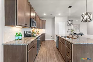 5725 Redfish Ct, Belton, TX 76513 - Photo 11