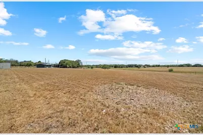 1100 Martindale Falls Road, Martindale, TX 78655 - Photo 23