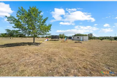 1100 Martindale Falls Road, Martindale, TX 78655 - Photo 19