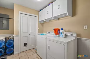 1100 Martindale Falls Rd, Martindale, TX 78655 - Photo 13