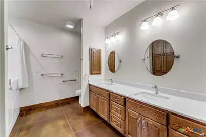 5020 County Road 252, Bertram, TX 78605 - Photo 29