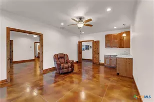 5020 Co Rd 252, Bertram, TX 78605 - Photo 27