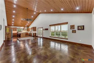 5020 Co Rd 252, Bertram, TX 78605 - Photo 17