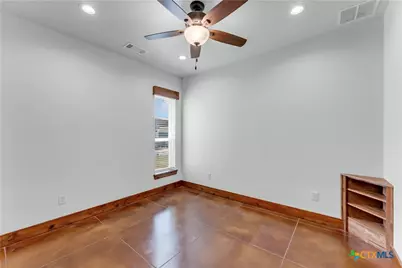 5020 County Road 252, Bertram, TX 78605 - Photo 31