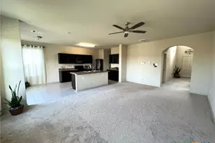 1057 Clarkston Dr, Seguin, TX 78155 - Photo 5