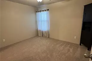 1057 Clarkston Dr, Seguin, TX 78155 - Photo 11