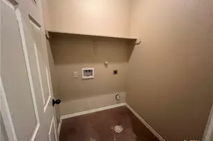 170 Joanne Cv, New Braunfels, TX 78130 - Photo 9